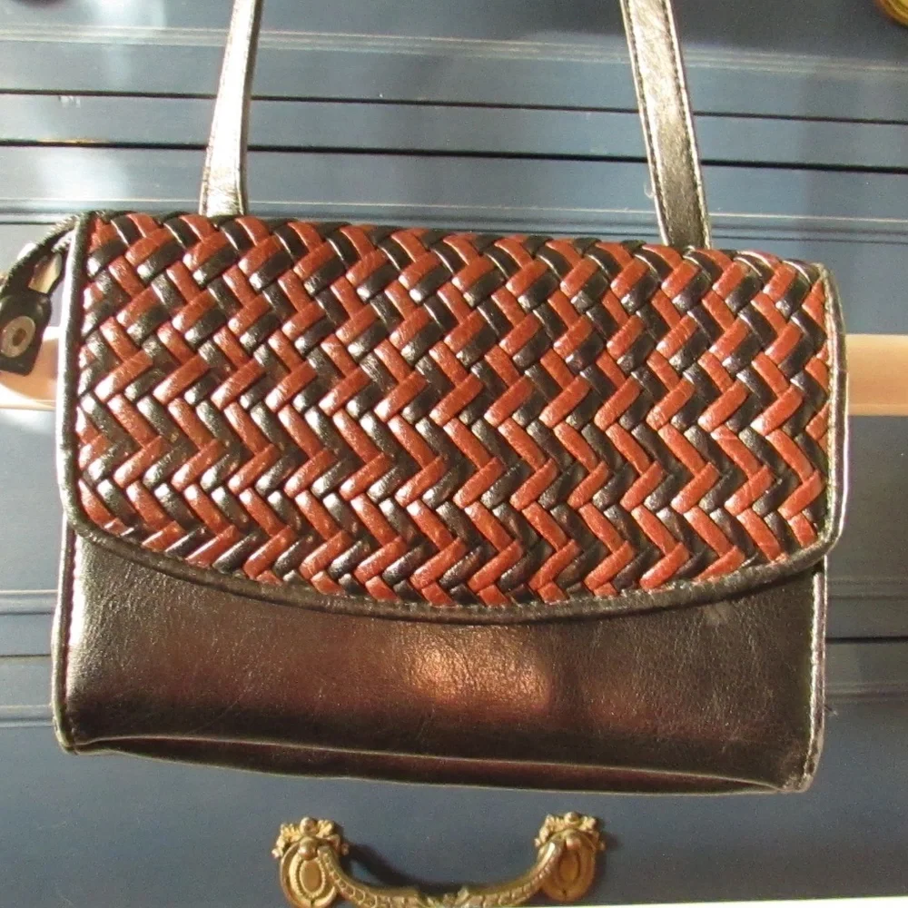 Coldwater Creek crossbody organizer bag